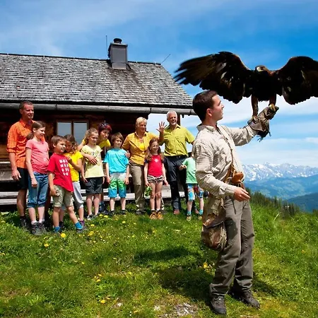 Gaestehaus Luggau דירה