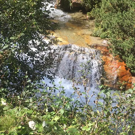 Gaestehaus Luggau * ראוריס