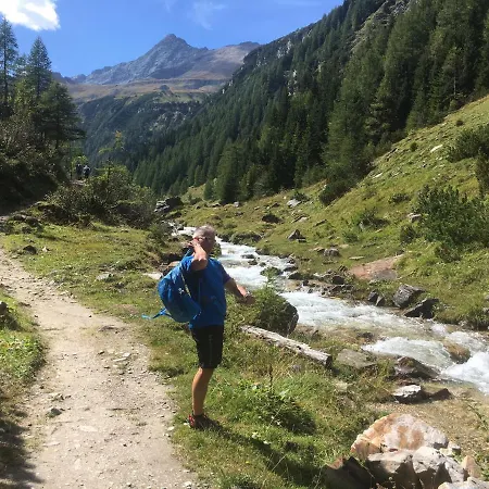 Διαμέρισμα Gaestehaus Luggau *